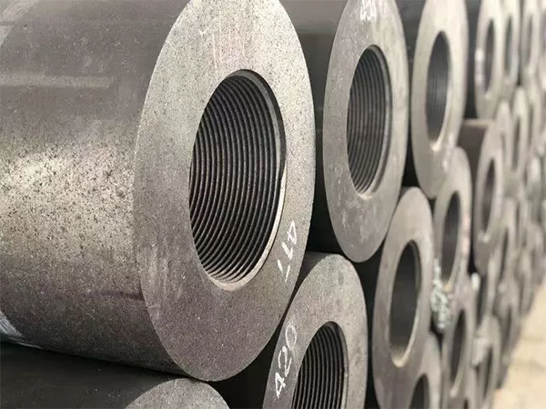 What are the uses of graphite electrodes